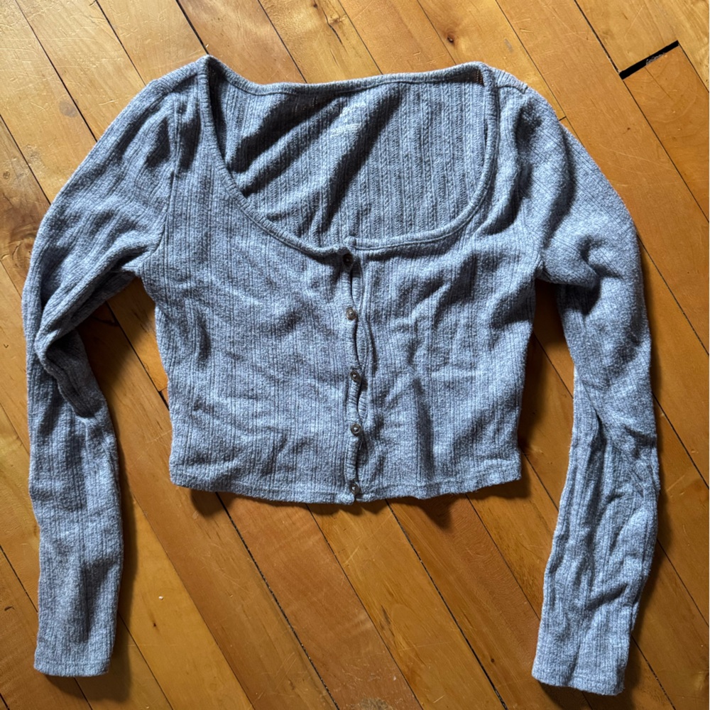 Gray Long Sleeve Button-Up Top